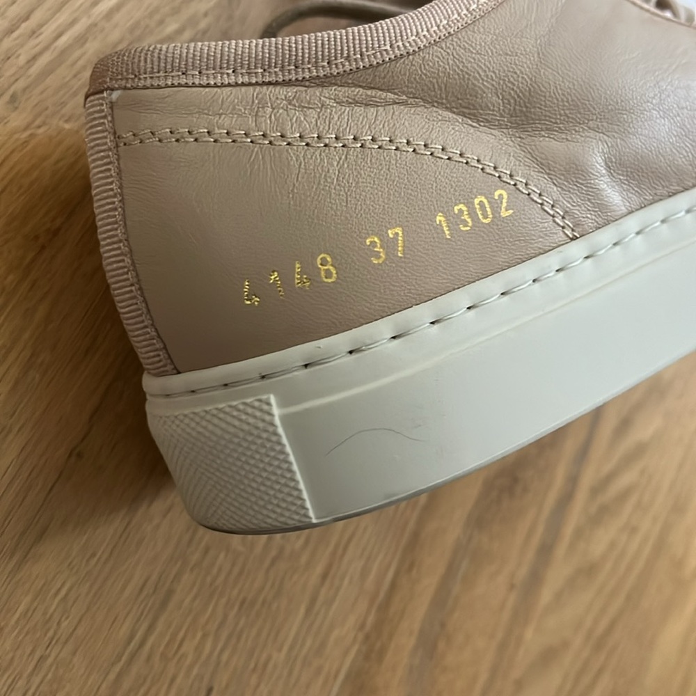 🌺 Woman by Common Projects Shoes - Picture 10 of 16